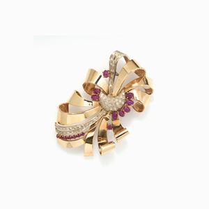 SPILLA IN ORO, DIAMANTI E RUBINI, CIRCA 