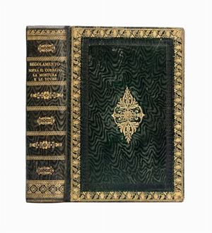 Opera di grande interesse per l’uniformologia del Regno di Sardegna per il grande dettaglio dedicato ai particolari delle divise, dei distintivi e delle decorazioni. In testa è riportato il decreto di Carlo Alberto in data 25 giugno 1833 riguardante il riordino della montatura e delle divise, resosi necessario dall’ordinamento di nuovi corpi, dalla soppressione di altri e dall’opportunità di modifiche funzionali. Ad esso fa seguito il “Regolamento” vero e proprio, che rappresenta la parte attuativa del Regio Decreto. Manno-Promis, I, 4648 (indica erroneamente 33 tav.).
 Regie determinazioni e Regolamento sopra il corredo, la montatura, e le divise delle Armate di Terra e di Mare e delle Amministrazioni e de’ diversi Servizi Militari del dì 25 di giugno 1833