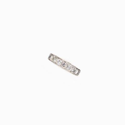 Anello Eternity in Diamanti Riviére in o