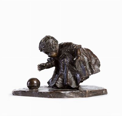 Scultura in bronzo, Bimbo che gioca a palla