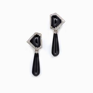 PAIO DI ORECCHINI IN ONICE E DIAMANTI
in