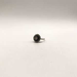 in oro bianco 18kt, zaffiri e diamanti