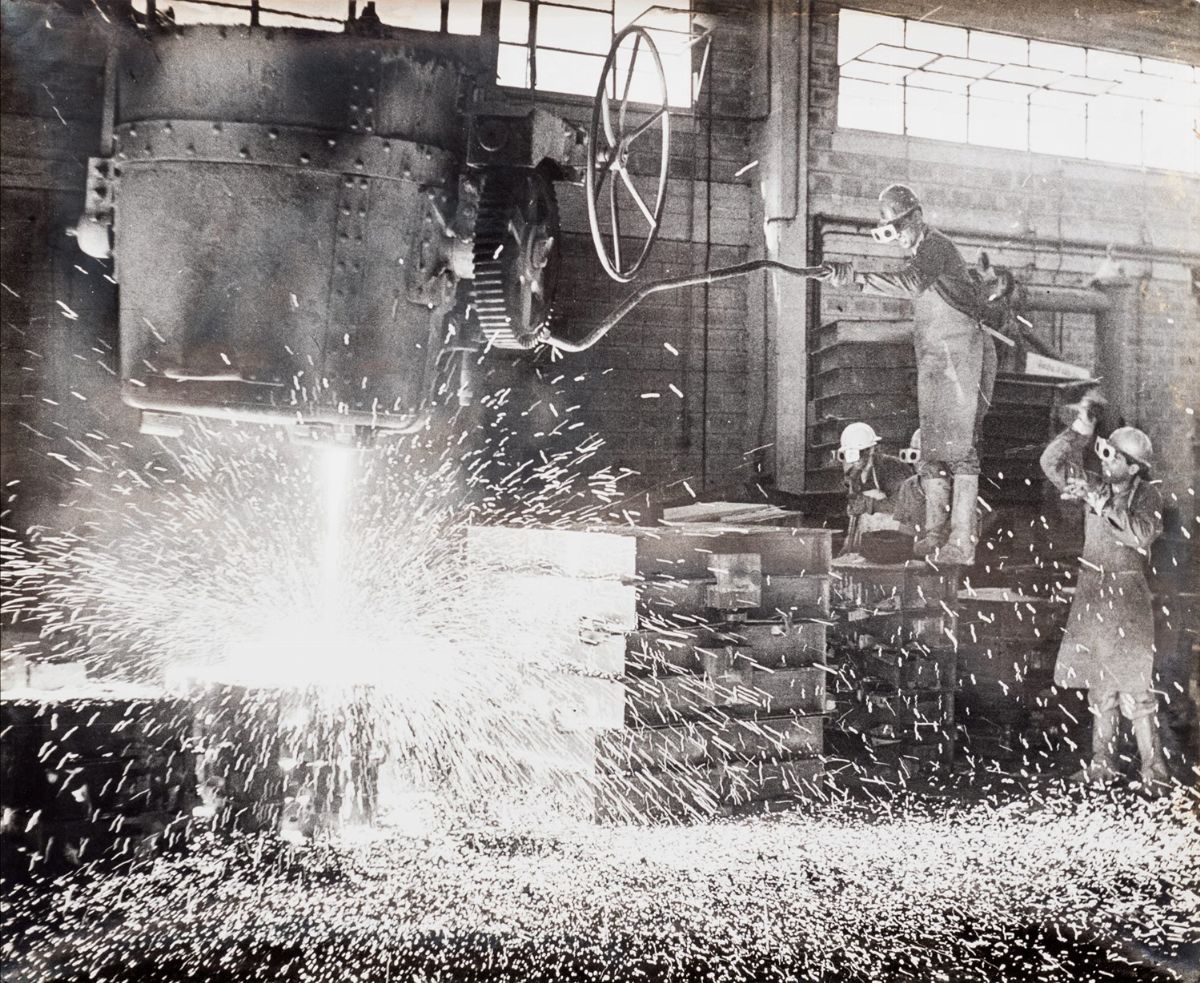 Cuba - Fotografie - Industria Nacional Productora De Utensilios Domésticos Utensilios Domésticos