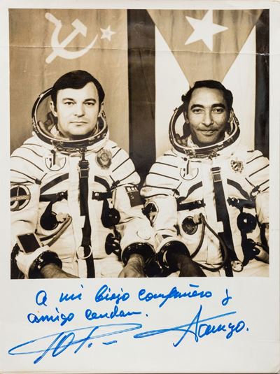 Ritratto degli Astronauti Tamayo e Yuri Romanenko