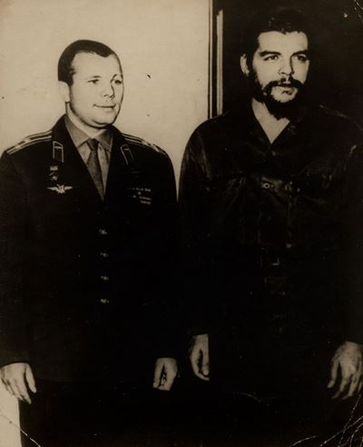 Yuri Gagarin e Ernesto Guevara