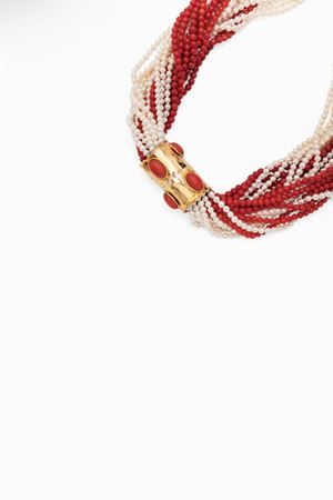 in oro 18kt, corallo e perle coltivate