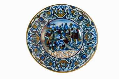 Manifattura umbra, Due piatti in ceramica a lustro