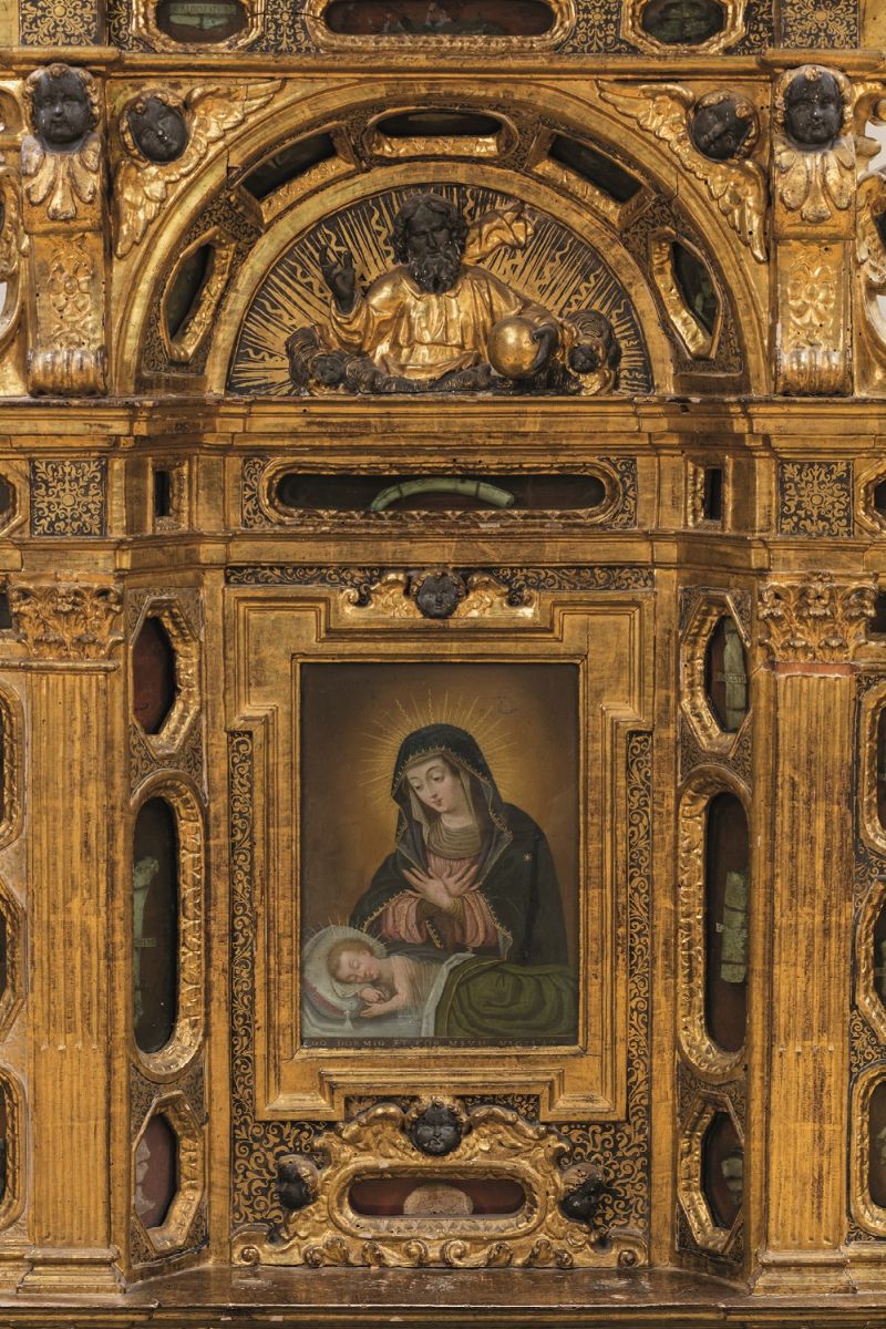 Manifattura di Castelli, Placca in maiolica raffigurante paesaggio fluviale con colonnato classic...