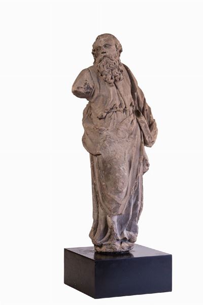 Scultura in pietra raffigurante evangelista, altezza cm 59