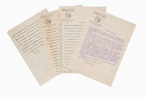 Bell'insieme di documentazione relativa all'attività primaria di Umberto Saba, ovvero quella antiquaria. Il primo dei cataloghi raccoglie volumi dalla prestigiosa Biblioteca Diamante editi a Firenze da Barbera, gli altri due (cataloghi 91 e 97) contengono invece una selezione di edizioni rare, rigorosamente descritte e presentate in ordine alfabetico. 
Sia le due fatture che tutte le lettere con relative buste sono indirizzate ad Alessandro Dudan, avvocato e collezionista di Roma. Ma anche amico di Saba, come si evince dal contenuto di un paio di missive, quelle datate 28 maggio e 28 giugno 1928, dove Saba non esita a chiedere all'amico Dudan un favore davvero personale.
" In questi giorni è partita per Roma, diretta al Ministero di Grazia e Giustizia, accompagnata dal parere favorevolissimo della locale R. Procura, la pratica che ho fatta, affinché il mio pseudonimo letterario di UMBERTO SABA, col quale sono ormai da 20 anni generalmente conosciuto (mentre nessuno conosce più il mio cognome di POLI), mi venga ufficialmente riconosciuto come il mio vero cognome. Il Ministero non fa generalmente che rattificare la decisione della R. Procura; tuttavia, come la pratica può rimanere giacente al Ministero per molto tempo, il mio avvocato - Ugo Volli - mi ha consigliato di rivolgermi a qualche mia buona conoscenza a Roma, e possibilmente ad un legale; affinché egli possa sollecitarne l'evasione. Ricordando l'amicizia che mi ha sempre dimostrata, ho pensato subito a lei. (...) A parte, le spedisco in omaggio il mio ultimo libro (naturalmente di versi) PRELUDIO E FUGHE, ed un fascicolo a me dedicato della fiorentina Solaria." Ritorna sulla questione ad un mese di distanza, il 28 giugno, sempre chiedendogli se possa intervenire per evitare ulteriori lungaggini: "Sono stufo di questa questione, e voglio risolverla rapidamente."
Perché Umberto Poli cambiò nome? "C’è indubbiamente, come è accaduto a molti scrittori (uno per tutti Stendahl) un gesto netto di rifiuto del padre, anzi come ha scritto Jean Starobinski a proposito dell’autore francese, una “uccisione” rituale del padre. Il suo pseudonimo fu il frutto dei pessimi rapporti che aveva con il genitore, aristocratico e sprecone, ma anche una scelta di campo culturale, guardando alle radici ebree della madre (il termine saba in ebraico significa “nonno”) e all’amatissima balia Peppa Sabaz". Così scrive Mario Baudino, nel suo ultimo volume intitolato Lei non sa chi sono io, e dedicato appunto agli pseudonimi in letteratura. Queste lettere dimostrano la cura e premura che Saba mise in questa vicenda, un'esigenza che sentiva primaria.
Nelle lettere del 1926 e '27 si parla di libri, di riduzioni di prezzo per libri risultati scompleti, di opere proposte sulla Dalmazia.
Alessandro Dudan, conte dalmata, fu avvocato, giornalista e Senatore per tre legislature per il Gruppo Fascista. Morì a Roma nel 1957. Lettere e cataloghi