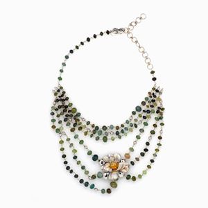 COLLANA IN ORO SMALTI E GEMME NATURALI, 