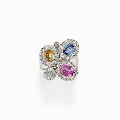 Anello in oro 18 kt con zaffiri multicolore e diamanti
