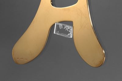 Lettre terrestre, bronzo dorato