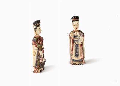 Due Snuff Bottles, Cina, secolo XX, altezza 9 cm ciascuna