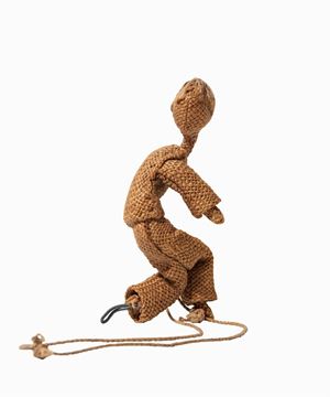 Bambino con la corda