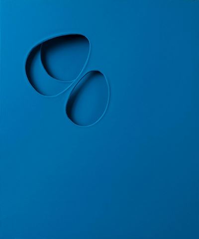 Per una situazione (1963), acrilico blu su tre tele sovrapposte