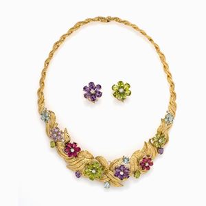 DEMI PARURE IN ORO E GEMME MULTICOLORI, 