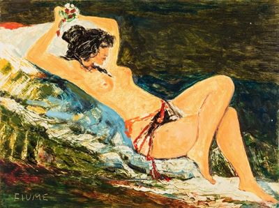 Modella Distesa