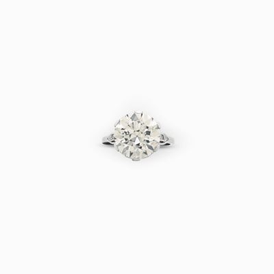 Anello Solitario in Platino e Diamante C