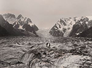 Parte superiore del ghiacciaio Karagom d