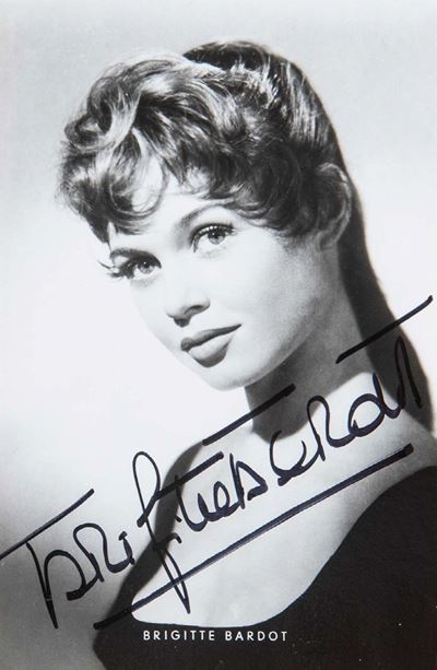 Insieme di 5 fotografie autografate di attori stranieri
