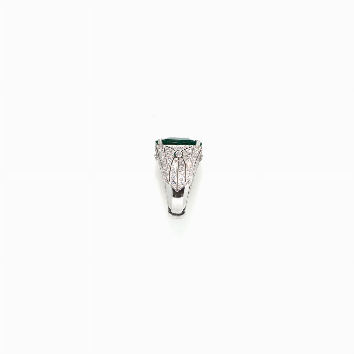 Importante Anello in Smeraldo Colombiano