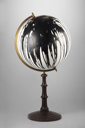 Mappamondo
tecnica mista, cm 65x38