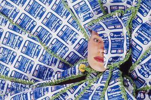 7 fashion photos, 2002
7 vintage C-print