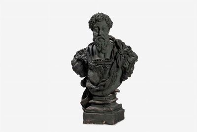 Busto di imperatore in terracotta dipinta
