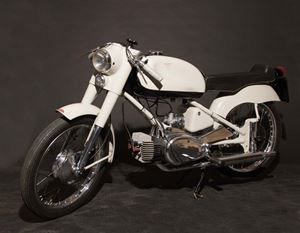 fin-moto-00040 Rumi Super Sport grigia c