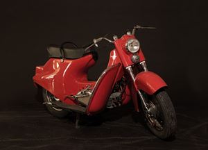 fin-moto-00032 Rumi Scoiattolo rosso