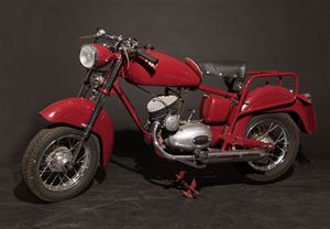 fin-moto00009 isomoto 125 rosso scuro