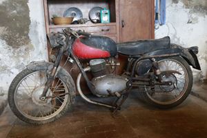 fin-moto00143 gilera 150 sport