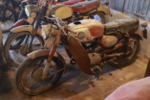 fin-moto00135 benelli