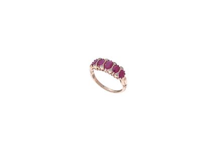 Anello in Oro, Rubini e Diamanti Fedina