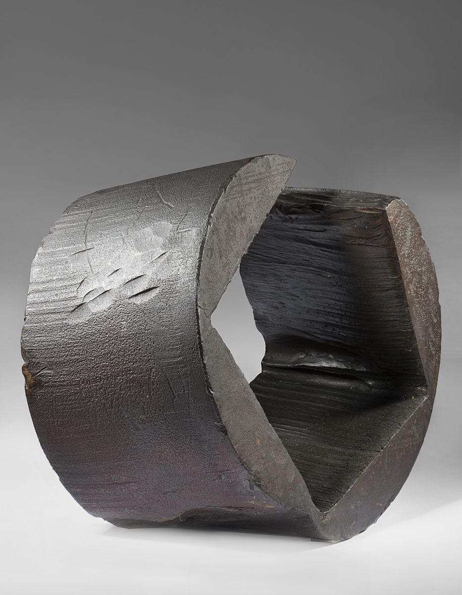 Giuseppe Spagnulo - Senza titolo (rombo), 1975 - ferro spezzato
