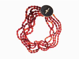 COLLANA IN CORNIOLE, ORO E BRONZO
a cinq