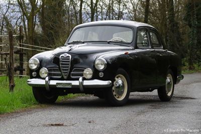 1900 Berlina del 1955, colore nero con interni grigi