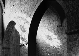 Tromp l'oeil, Rosoni Assisi, 1981

Stamp