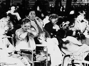 Perché, 1957-1983

Stampa vintage alla g