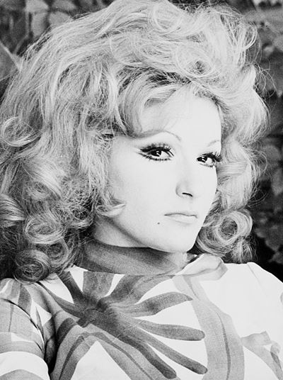 Lucia Valeria, 1960