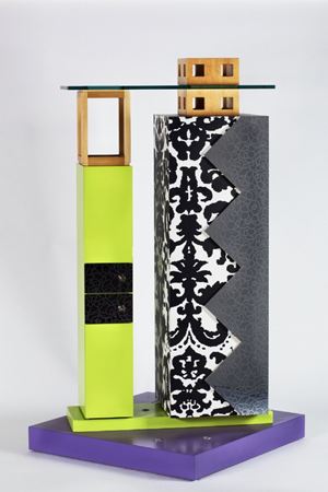 1975 ca.
cm 165 x 85 x 85
Mobile bar con