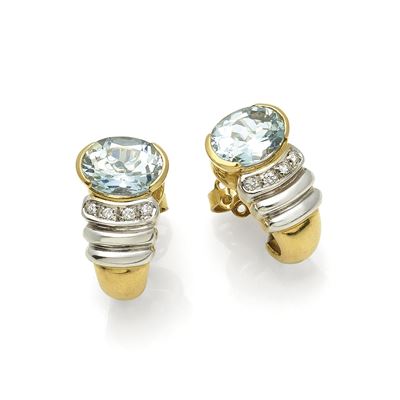 Paio di Orecchini in Oro, Acquamarine e
