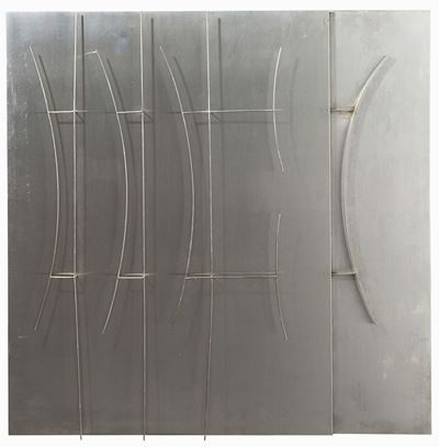Bassorilievo archi, 1970, acciaio inox, cm 90x90x3