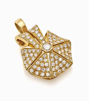 PENDENTE IN ORO E DIAMANTI
