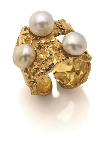Anello in Oro e Perle in Oro Giallo 18k,