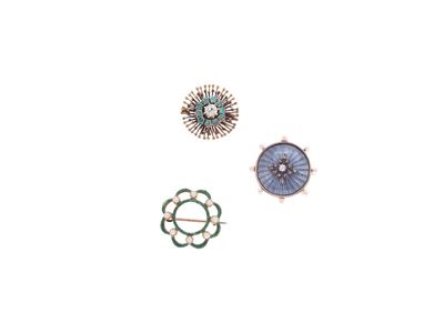 Lotto di Tre Spille D'epoca in Oro, Diam