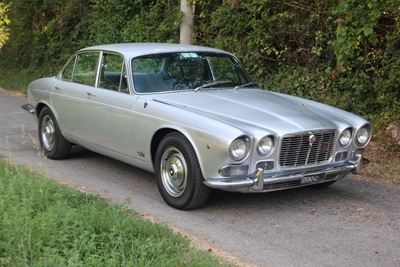 Xj 6 Serie i
