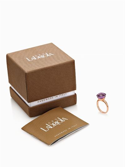 Anello in oro rosa 18K con pietra idrotermale viola