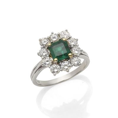 Anello in oro bianco 18K con smeraldo e diamanti